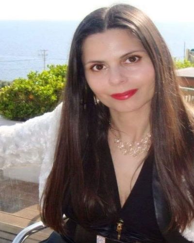 Ποιοι είμαστε 18 - Σπίθες Ποιοι είμαστε 17 - Σπίθες