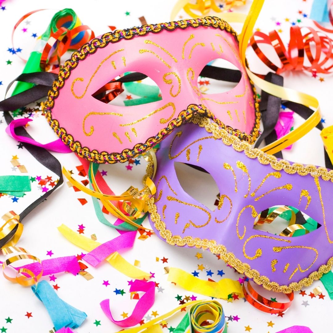 Το Καρναβάλι στον κόσμο 2 - Σπίθες Το Καρναβάλι στον κόσμο 1 - Σπίθες