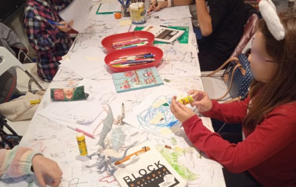 Gallery 423 - Σπίθες