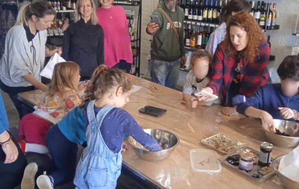 Gallery 477 - Σπίθες