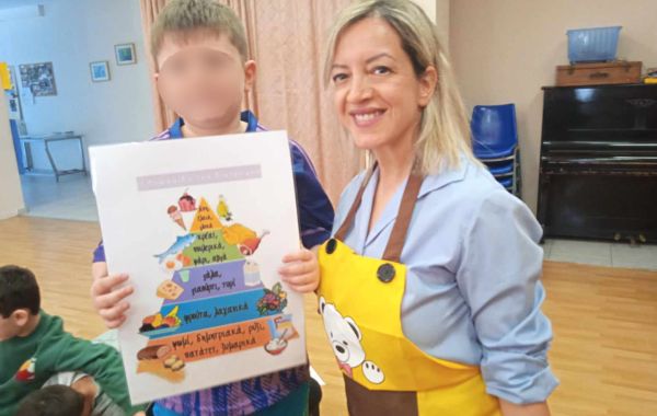 Gallery 383 - Σπίθες