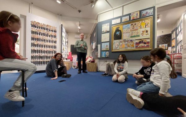 Gallery 345 - Σπίθες