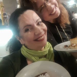 Η πρώτη κοπή πίτας για τις Σπίθες 5 - Σπίθες